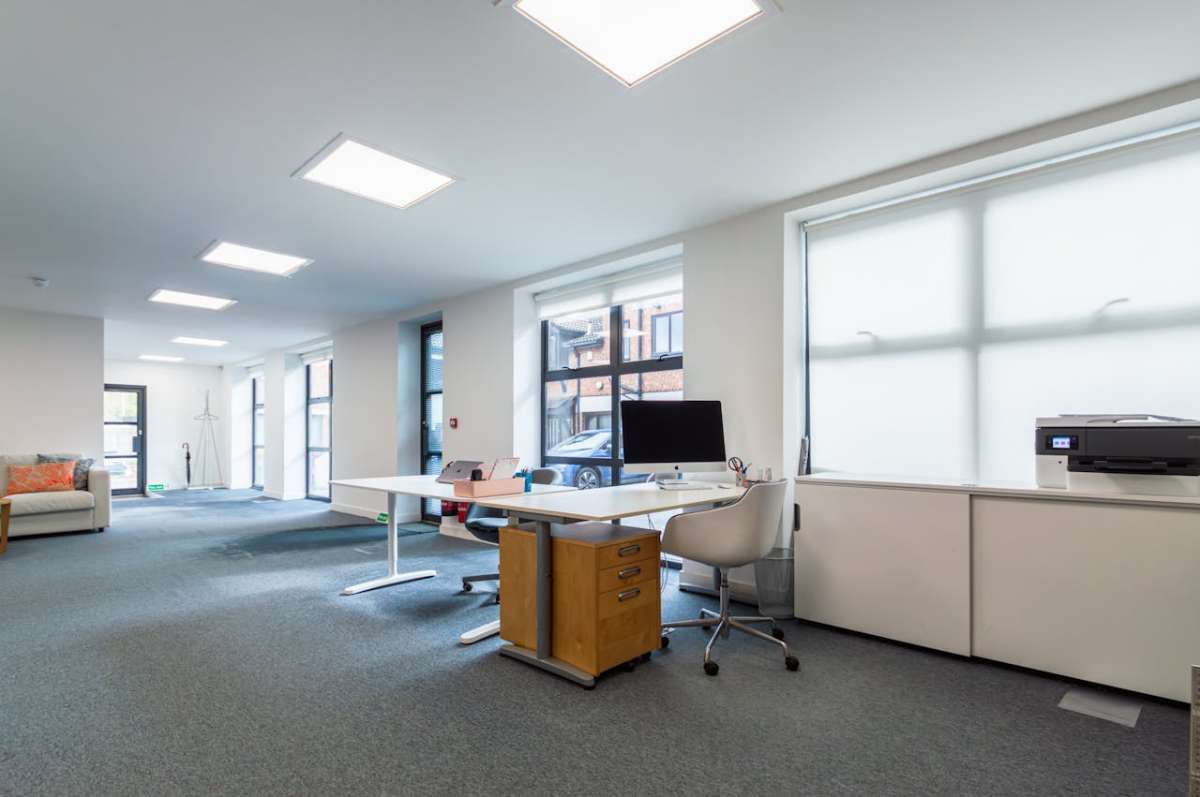 Office in Bournemouth - photo 3