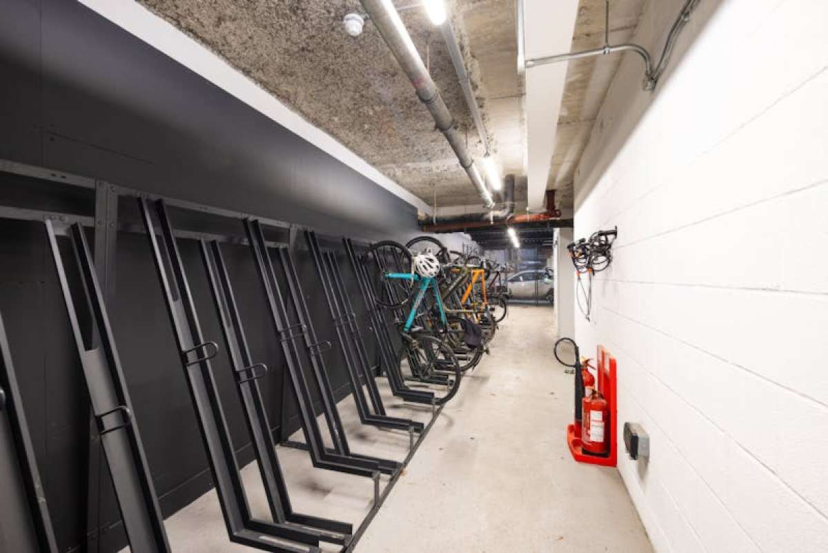 Office in Southampton - photo 4