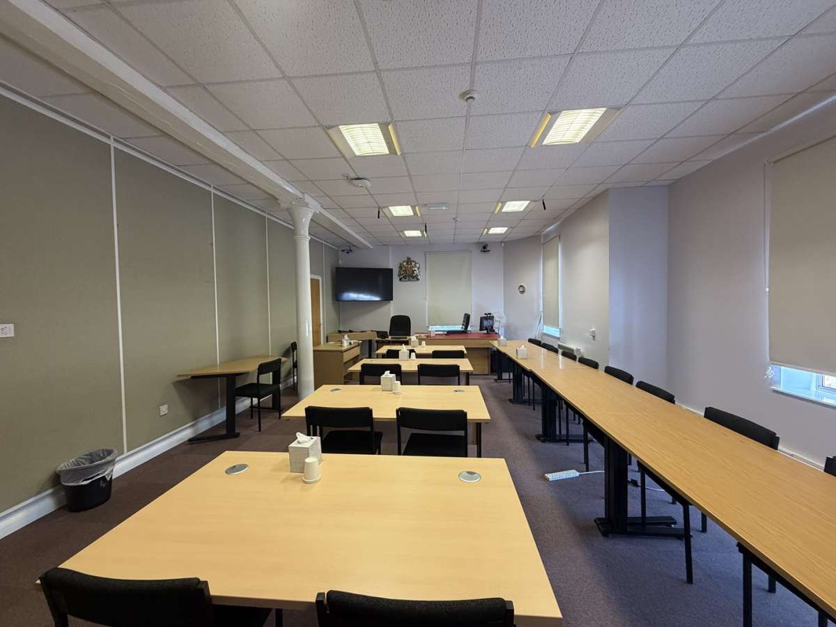 Office in Derby - photo 2