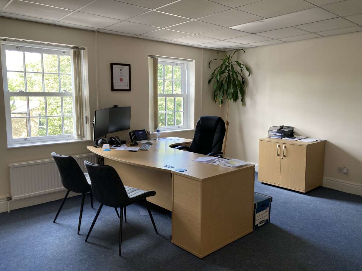 Office in Sheffield - photo 2