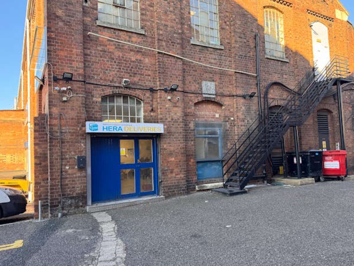 Office in Worcester - photo 2