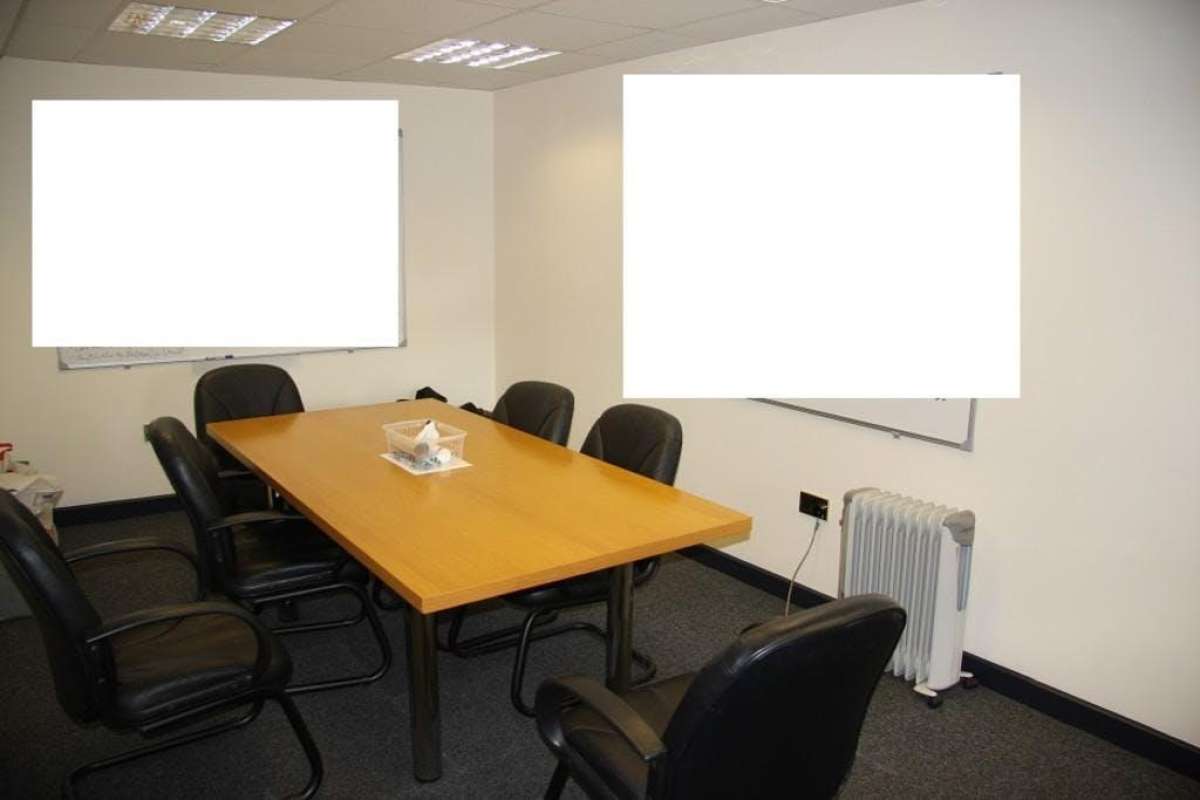 Office in Leicester - photo 4