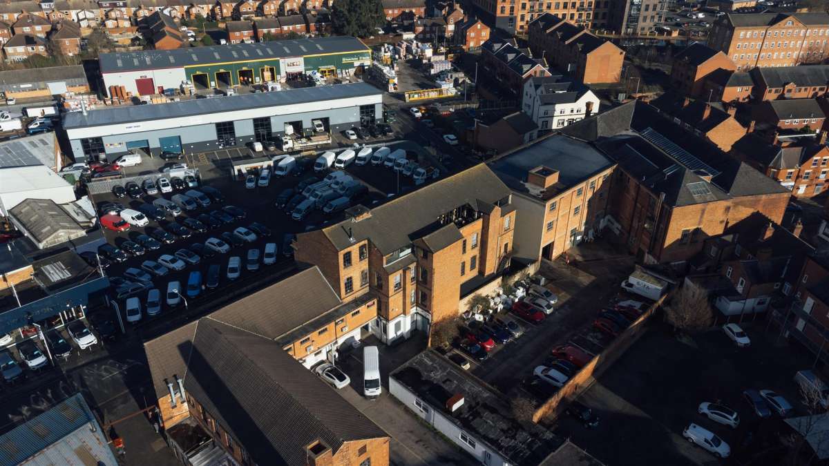 Office in Loughborough - photo 2