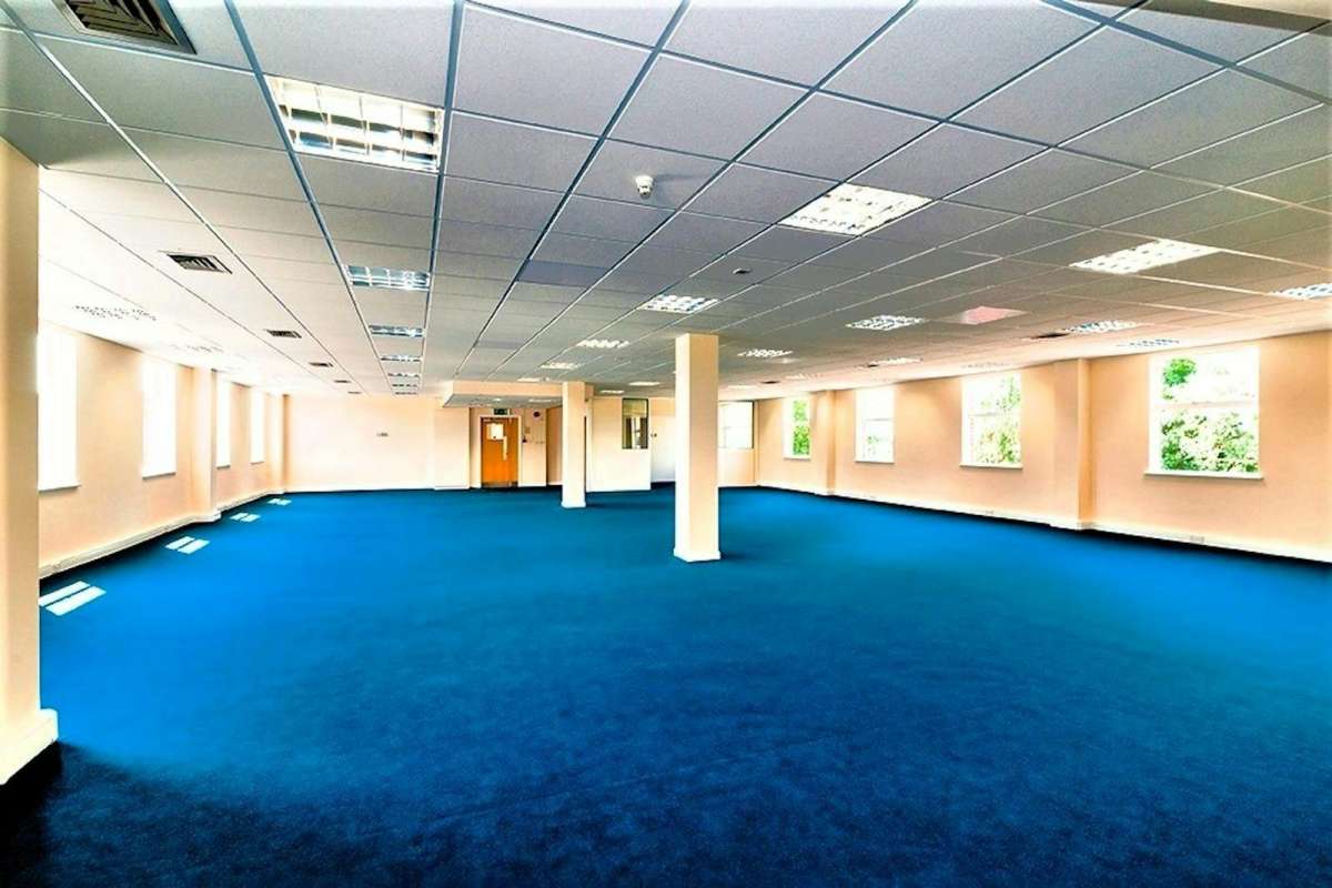 Office in Felixstowe - photo 4
