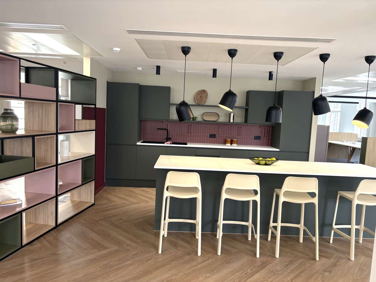 Office in London - photo 2