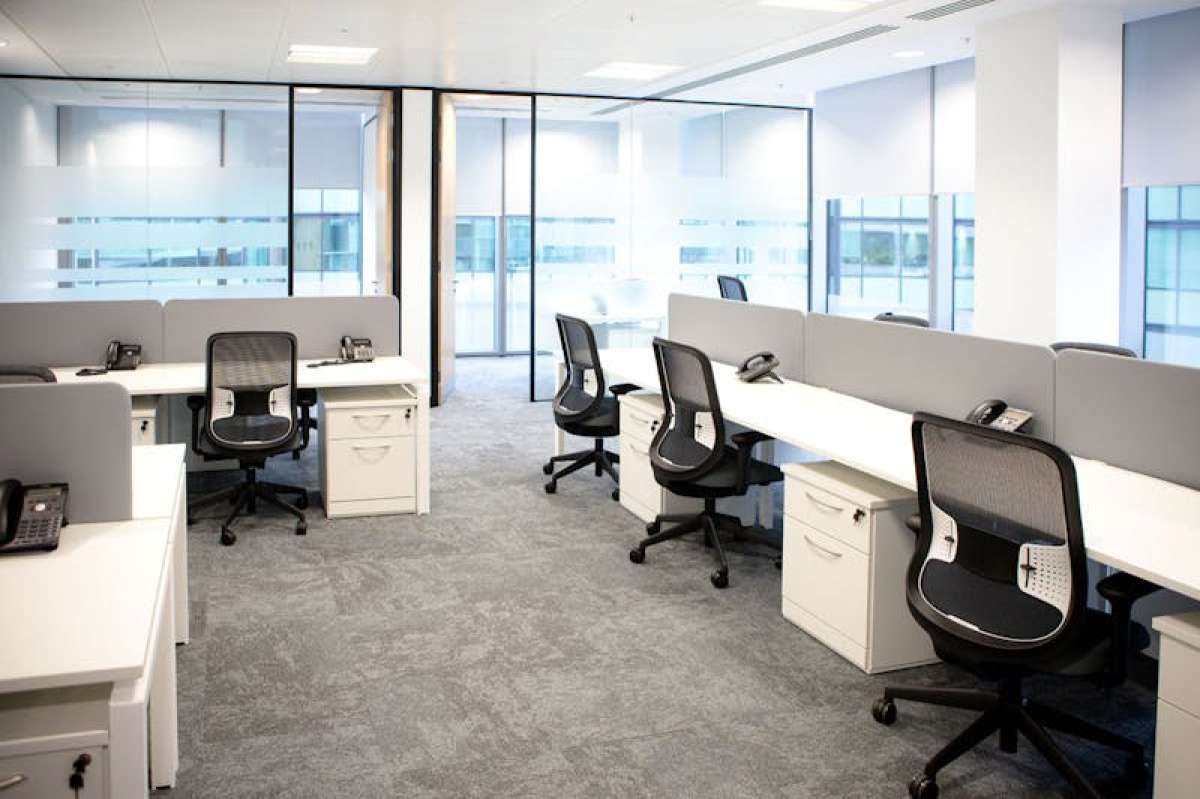 Office in Reading - photo 4