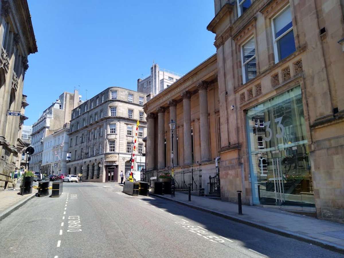 Office in Birmingham - photo 2