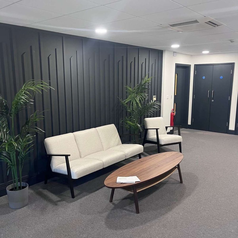 Office in Hinckley - photo 4