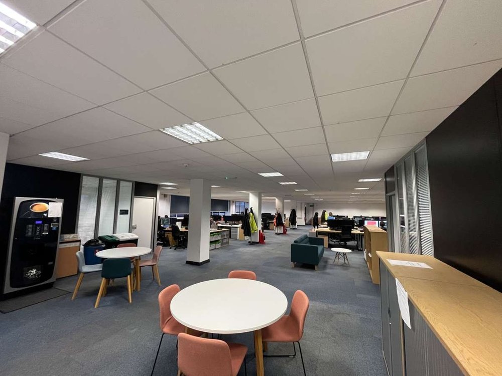 Office in Leicester - photo 2