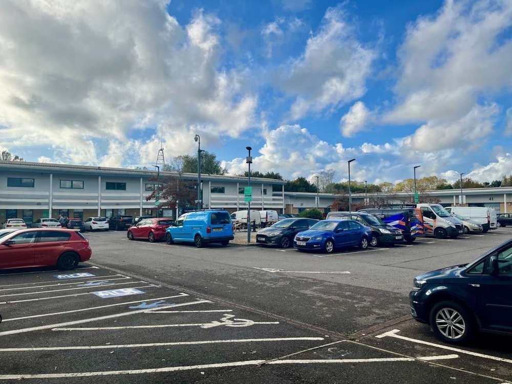 Office in Havant - photo 4