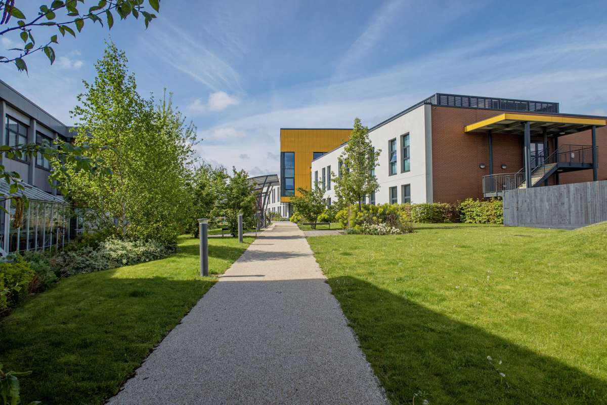 Office in Lincoln - photo 2