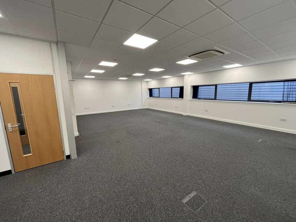 Office in Loughborough - photo 4