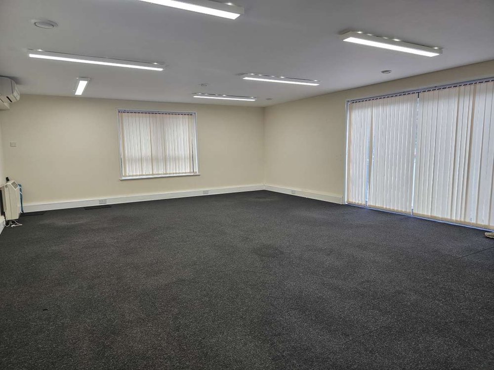 Office in Chatham - photo 4