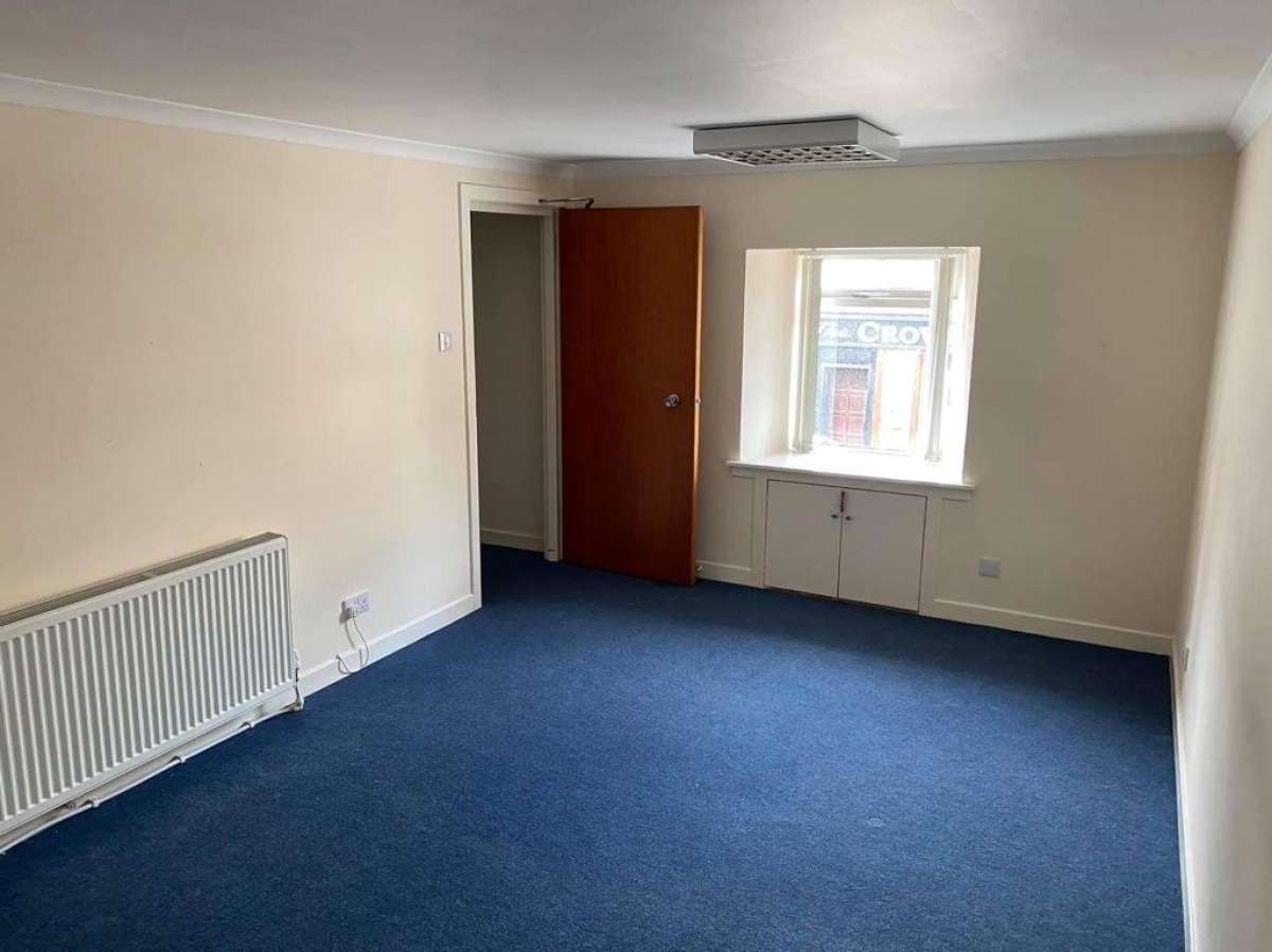 Office in Kilmarnock - photo 3