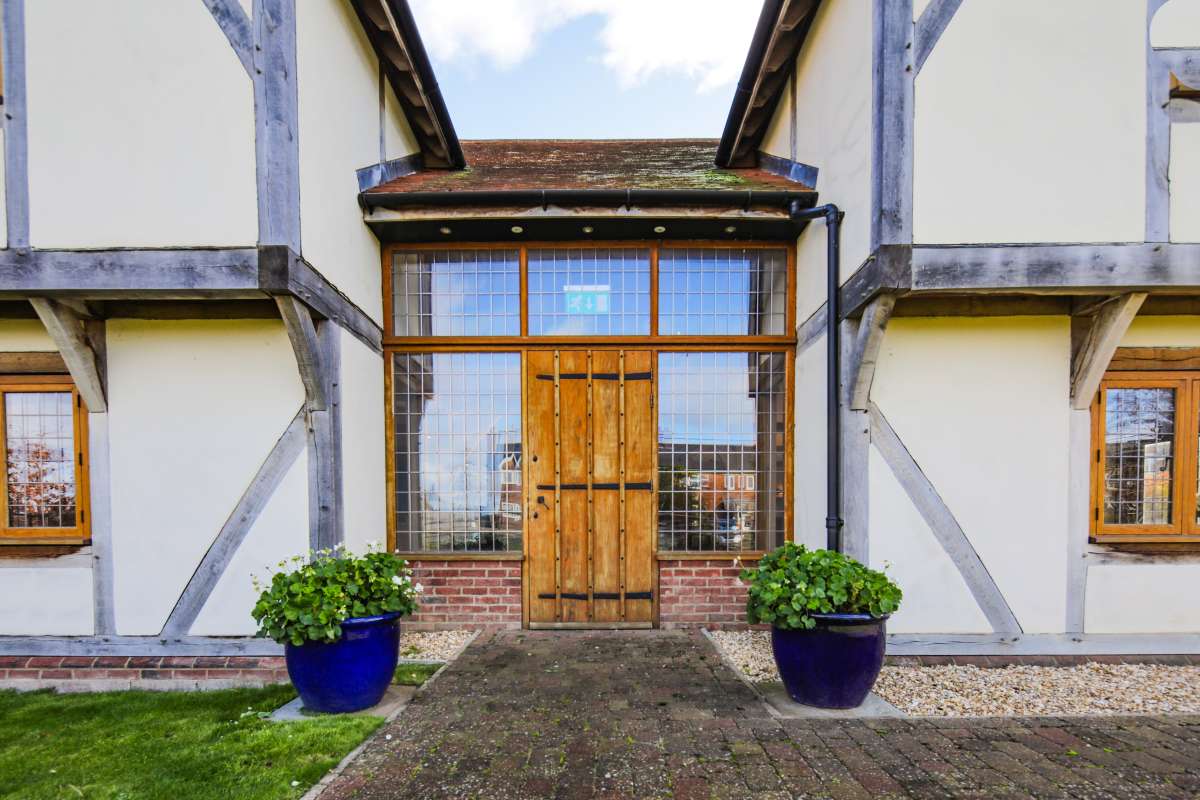 Retail/Shop in Abingdon - photo 3