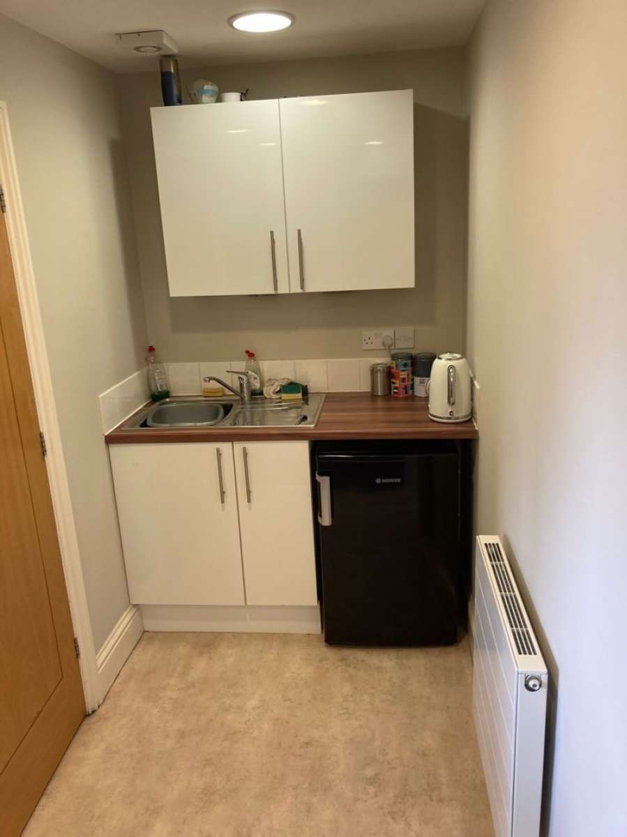 Office in Congleton - photo 4