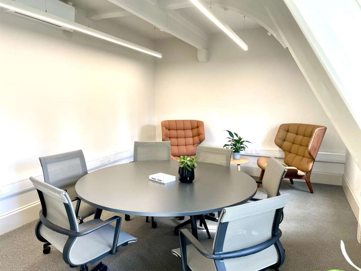 Office in London - photo 4