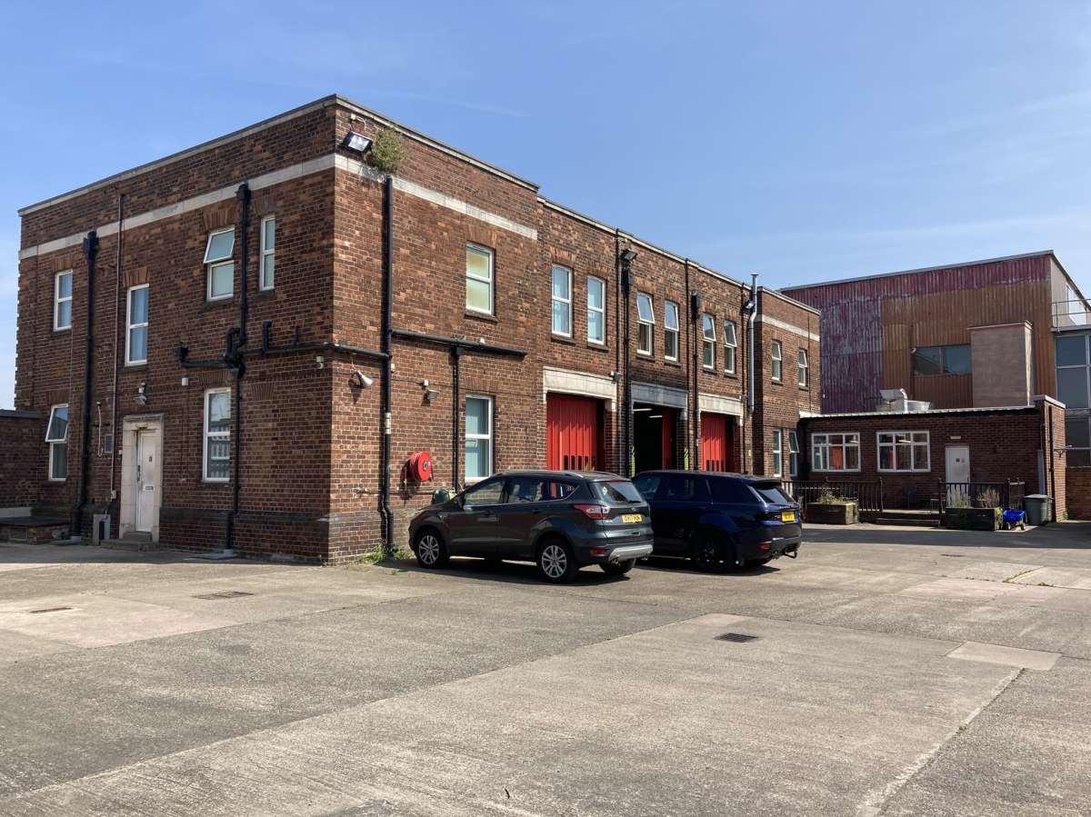 Office in Liverpool - photo 4