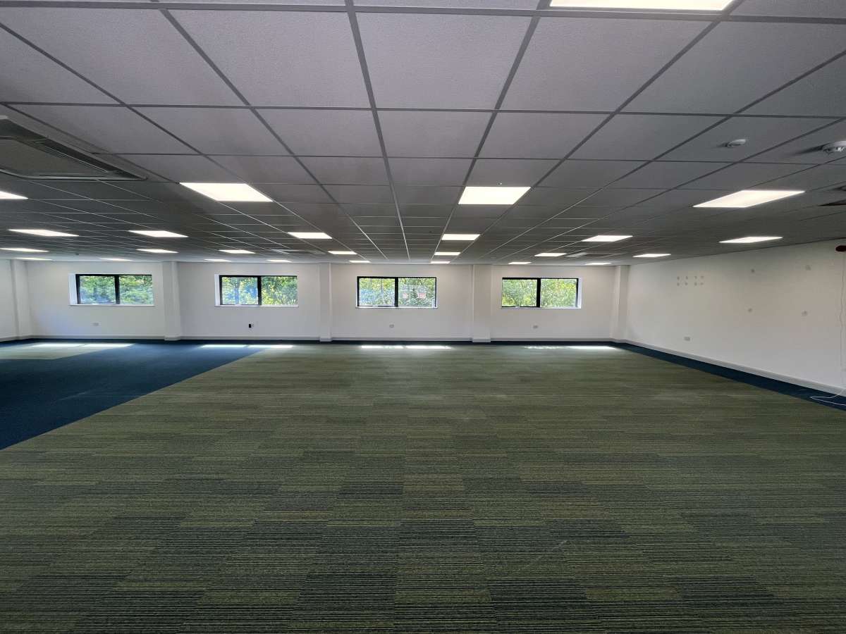 Office in Ashby de la Zouch - photo 4