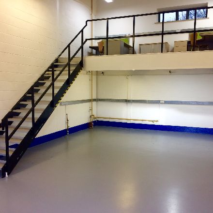 Office in Bromsgrove - photo 2