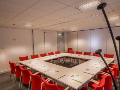 Office in Folkestone - photo 2