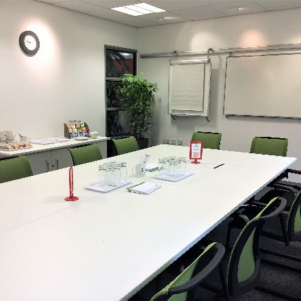Office in Swindon - photo 3
