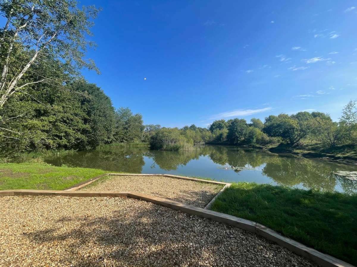 Other in Nottingham - photo 4