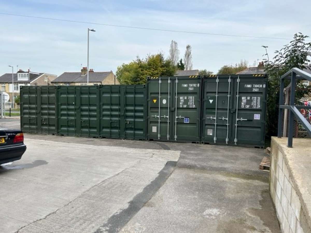 Other in Bradford - photo 2