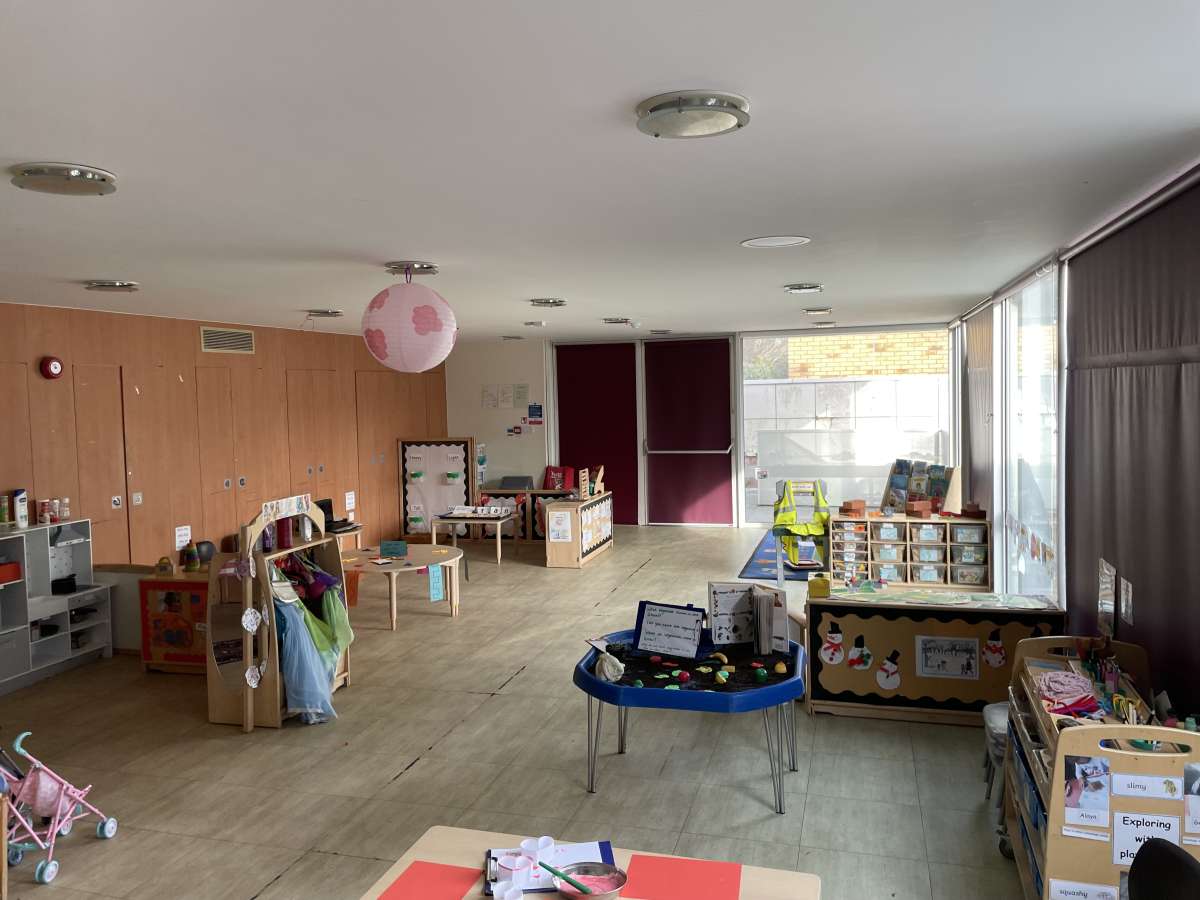 Other in Northolt - photo 3