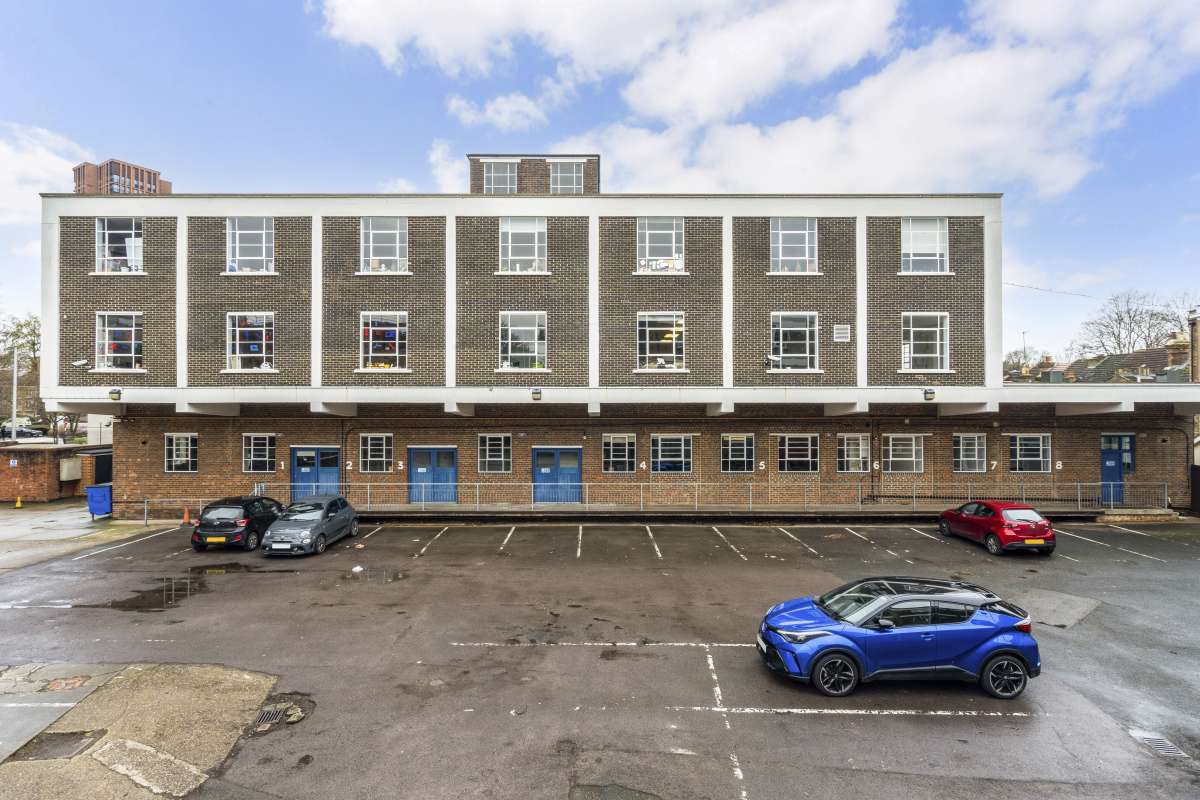 Other in Croydon - photo 3