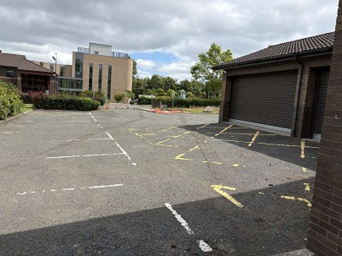 Office in Riccarton - photo 4