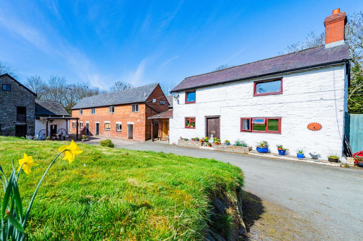 Other in Churchstoke - photo 4