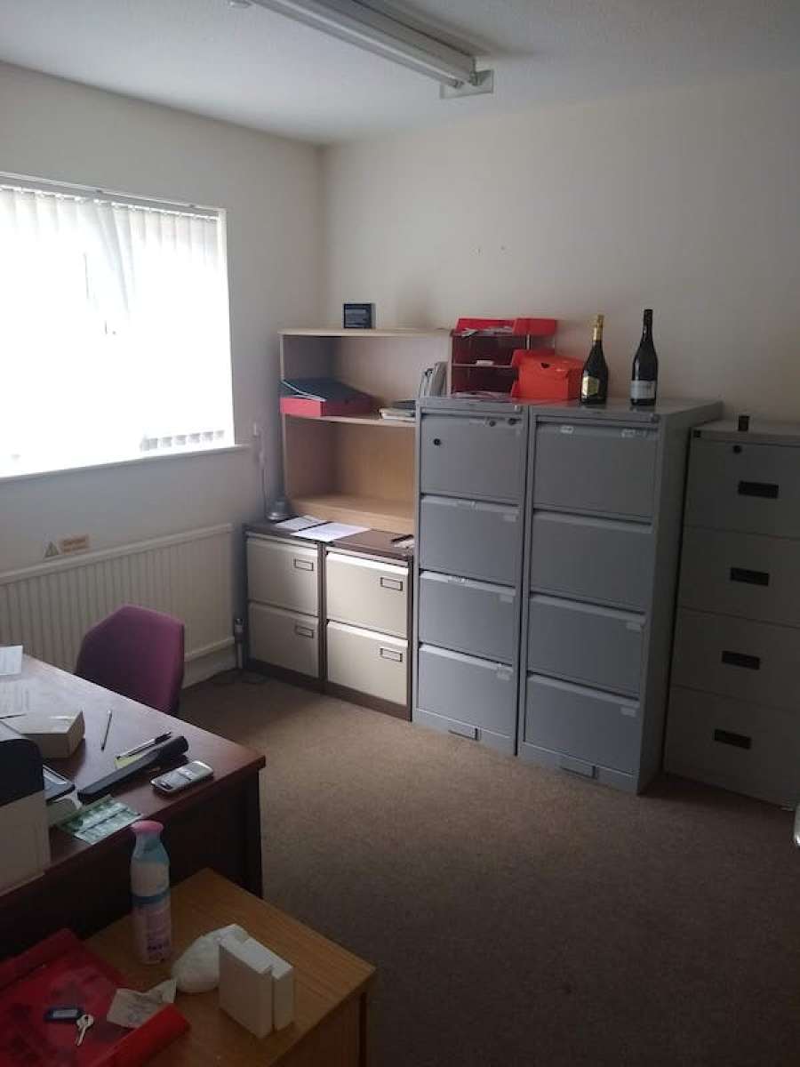 Other in Chobham - photo 2