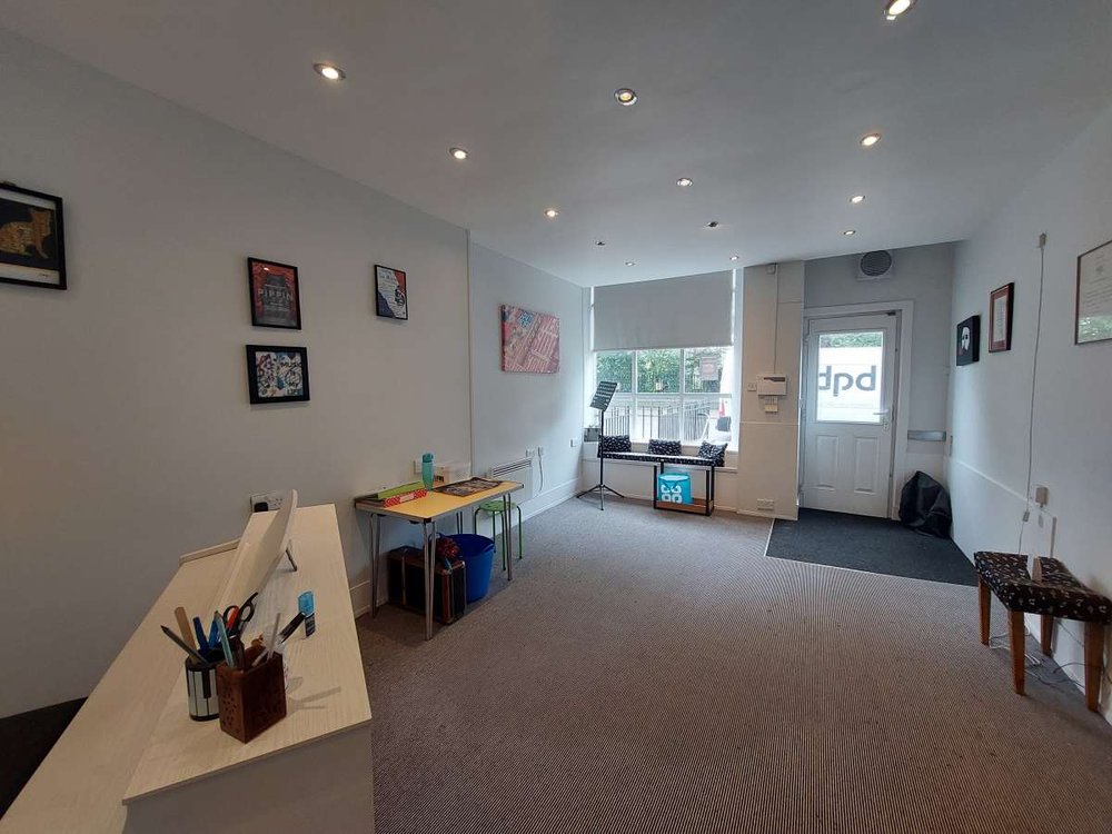 Retail/Shop in Aberdeen - photo 2