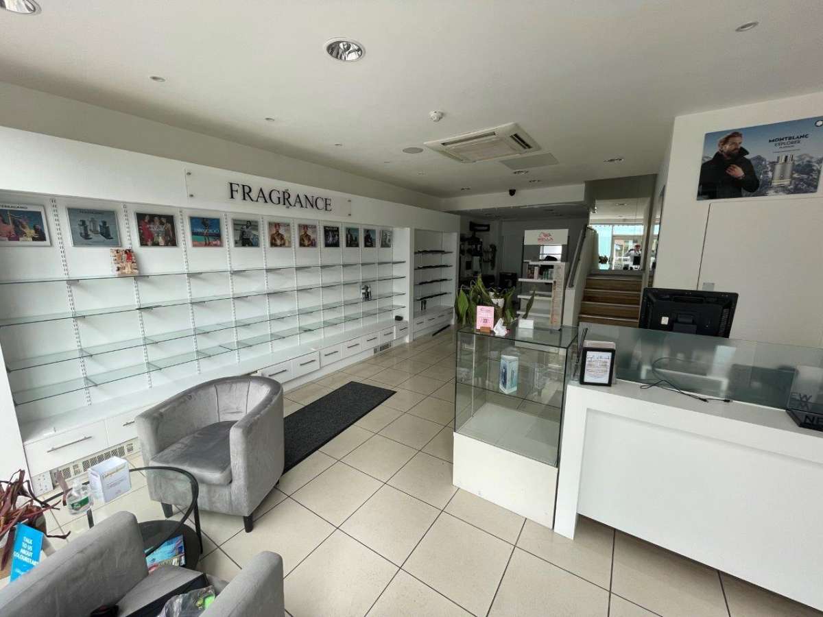 Retail/Shop in Loughborough - photo 2