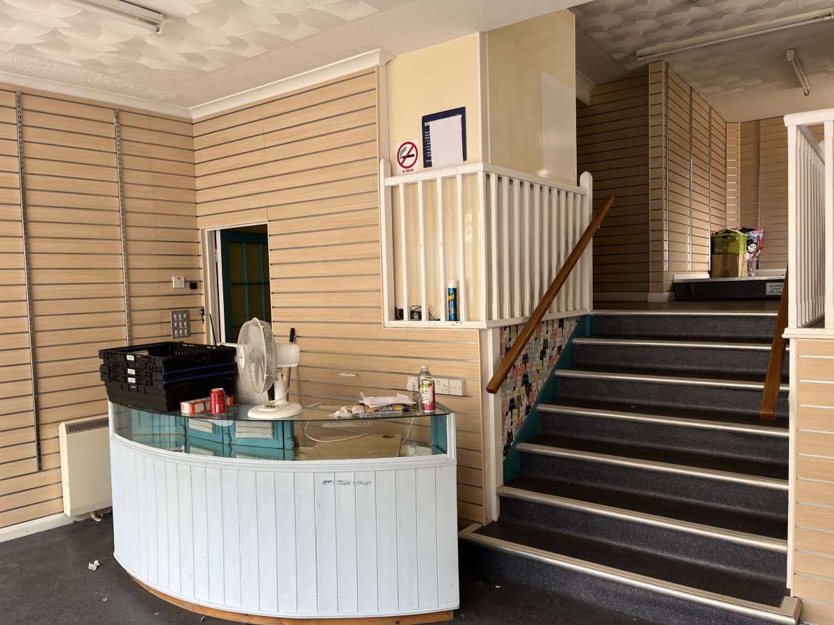Retail/Shop in Sidmouth - photo 3
