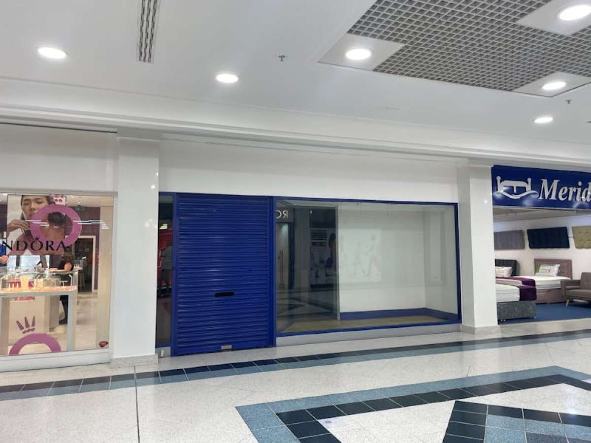 Retail/Shop in Fareham - photo 3