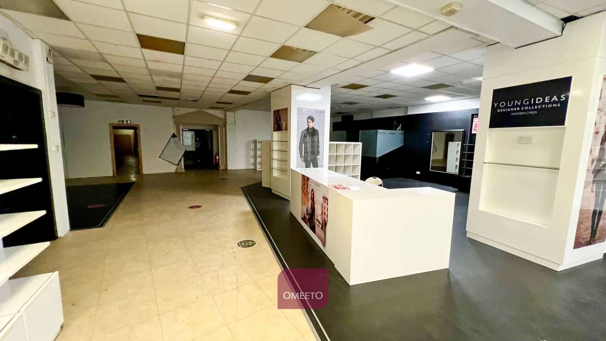 Retail/Shop in Derby - photo 3