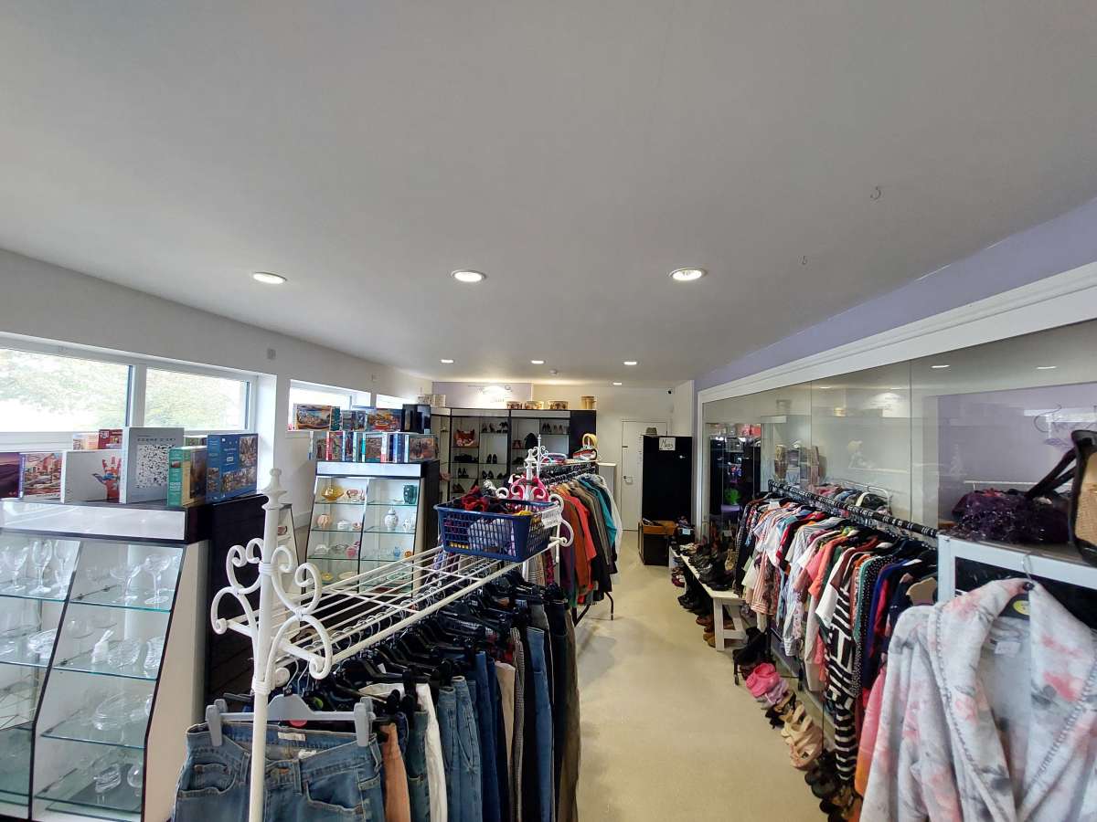 Retail/Shop in Bathgate - photo 3