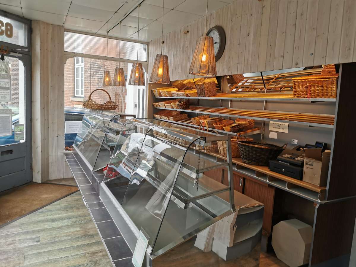 Retail/Shop in Great Yarmouth - photo 3