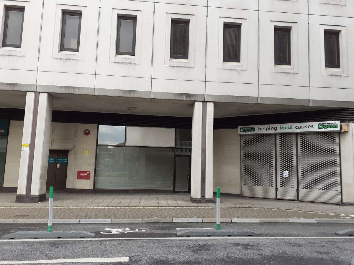 Retail/Shop in Chelmsford - photo 3