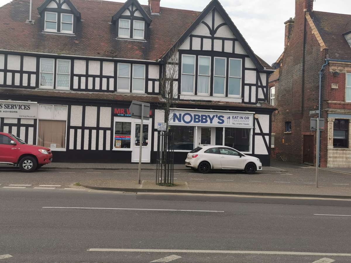 Retail/Shop in Great Yarmouth - photo 4