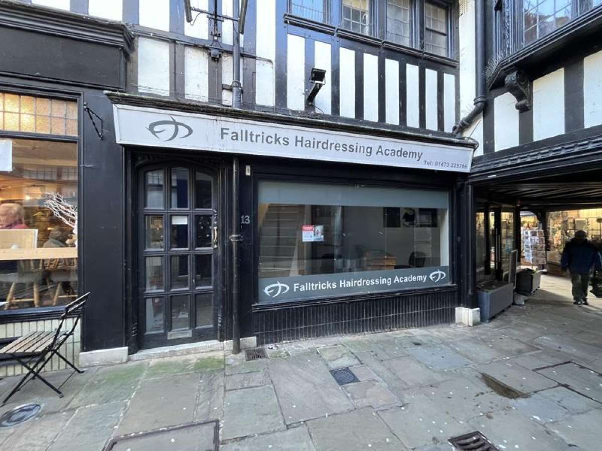 Retail/Shop in Ipswich - photo 3