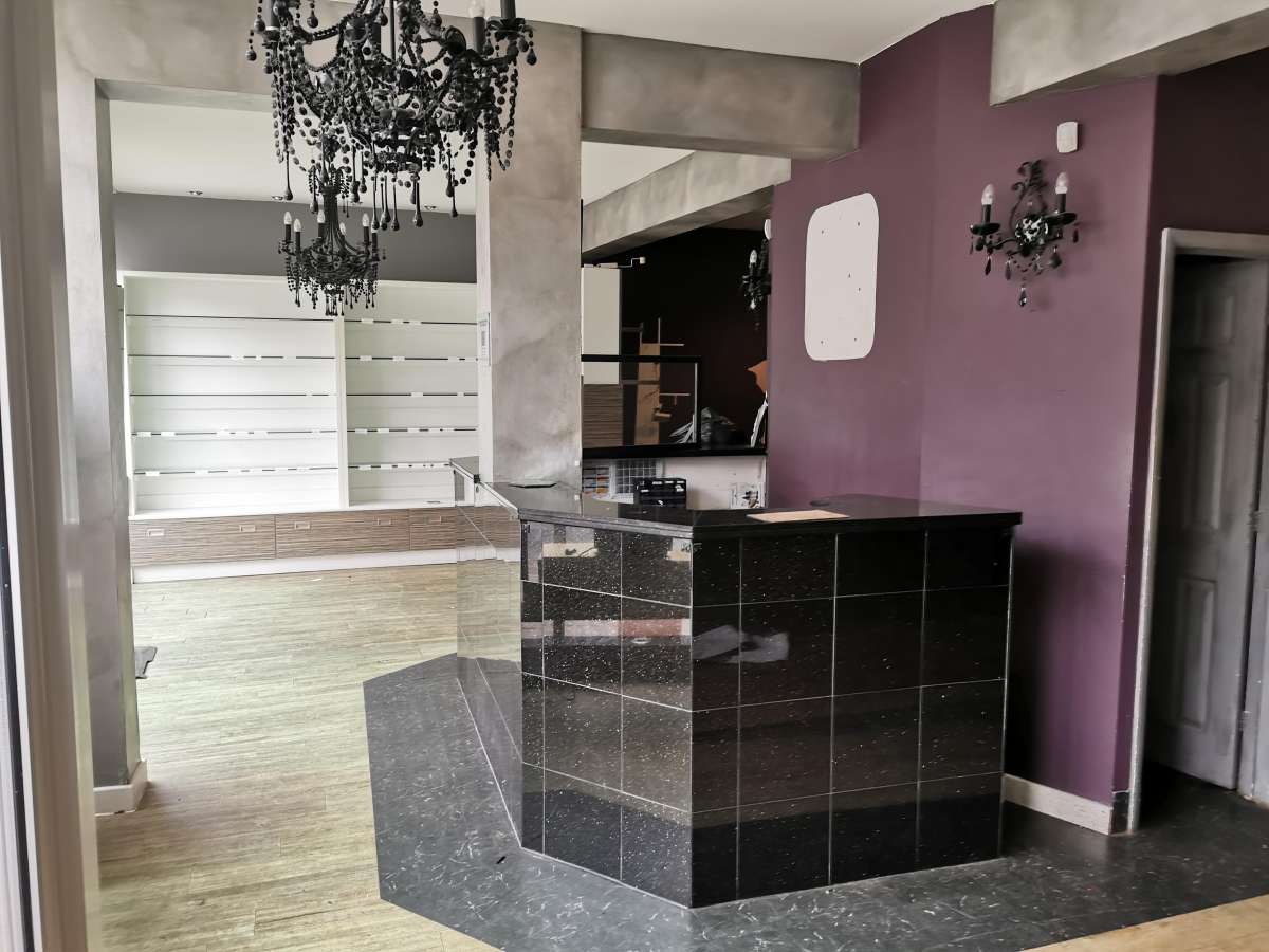 Retail/Shop in Great Yarmouth - photo 2