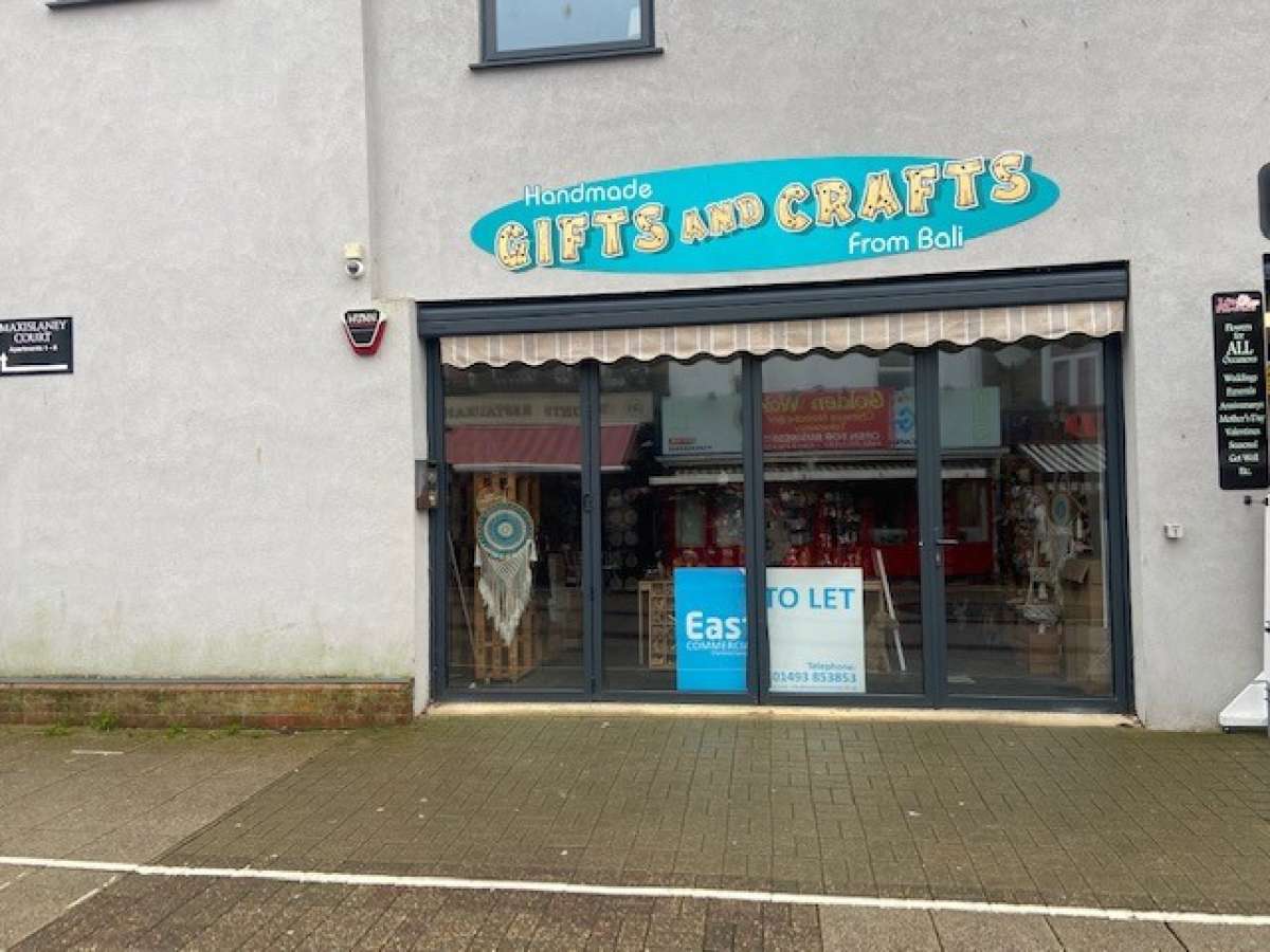 Retail/Shop in Great Yarmouth - photo 3