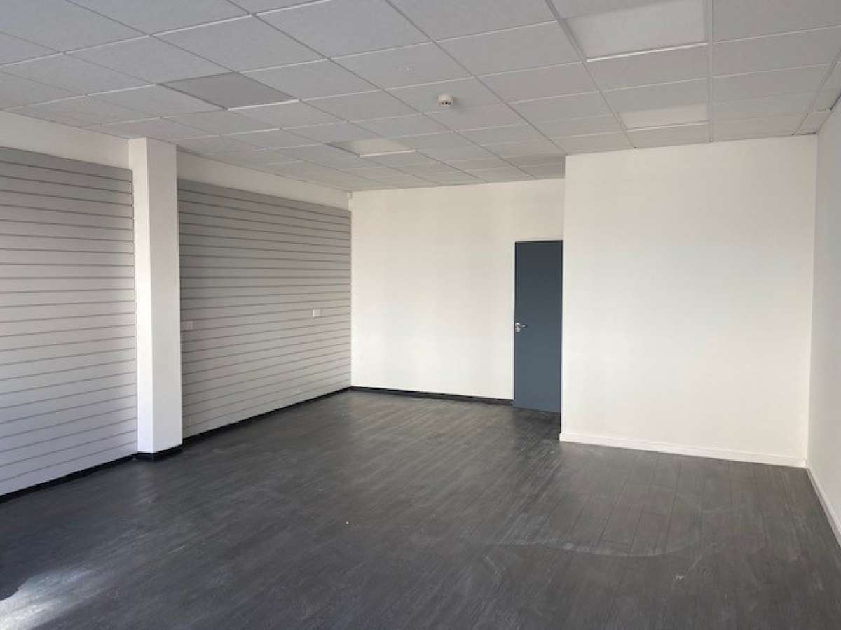 Retail/Shop in Great Yarmouth - photo 4