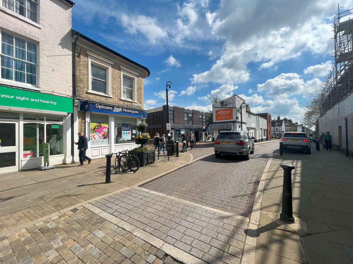 Retail/Shop in Ely - photo 2