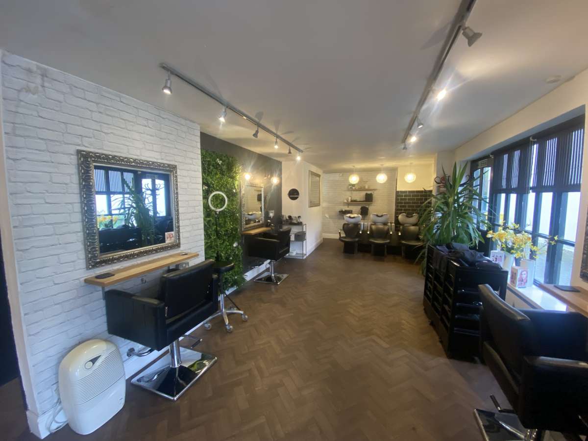 Retail/Shop in Ely - photo 2