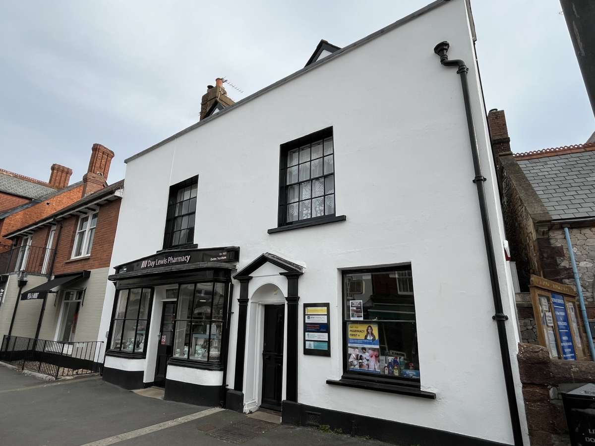 Retail/Shop in Exeter - photo 2