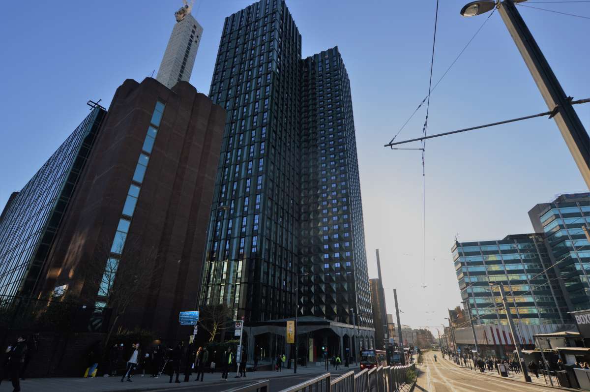 Retail/Shop in Croydon - photo 3